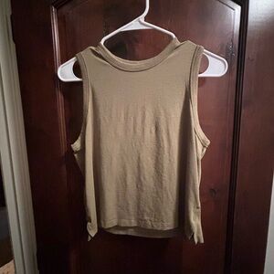 Lululemon waist length tank top army green size 6